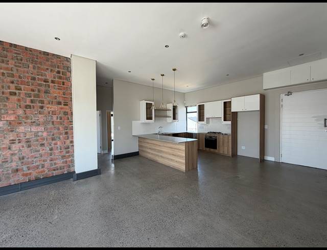 290M² OFFICE TO LET IN PAARDEVLEI